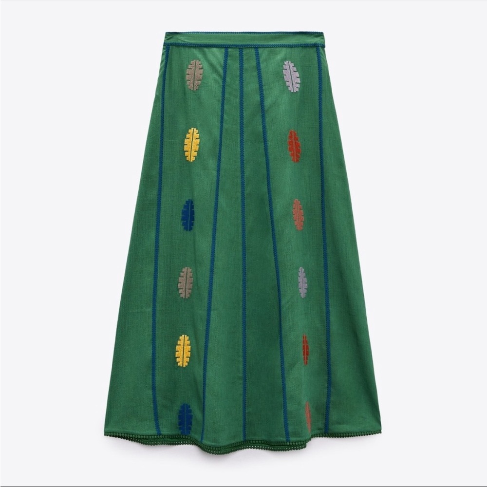 Zara Green Skirt with Multicolor Accents - Picture 10 of 15